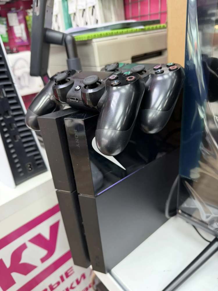 Игровая приставка Sony PlayStation 4 fat