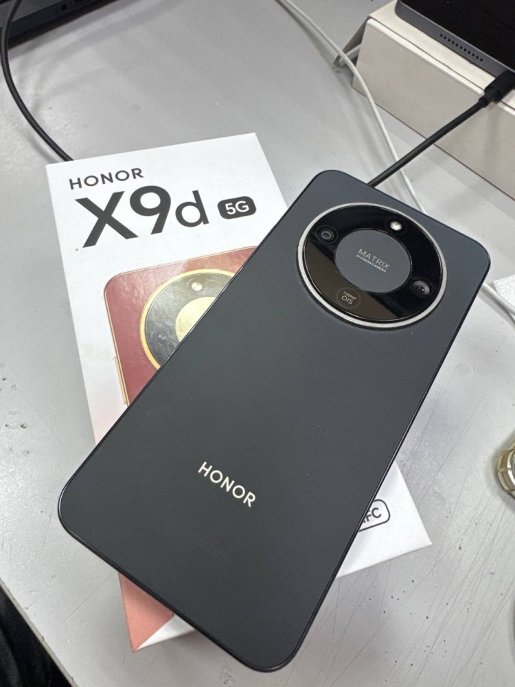 Смартфон Honor X9d 8/256Gb