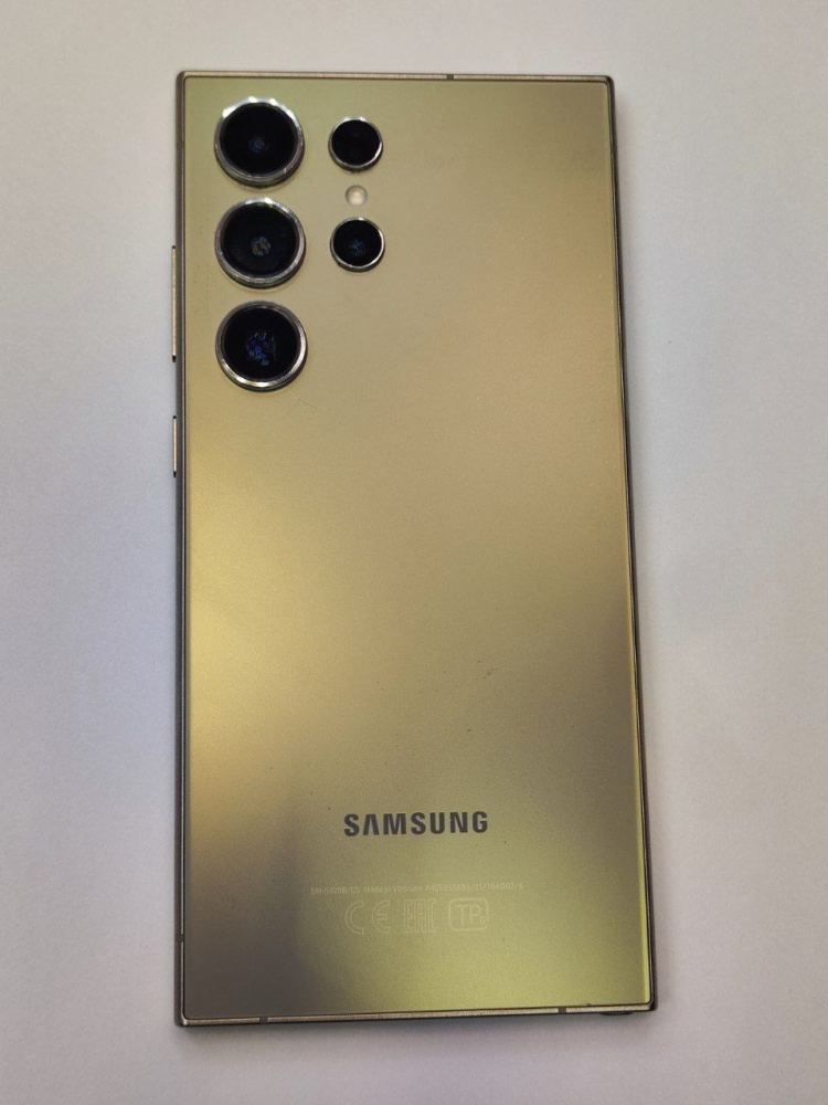 Смартфон Samsung S24 ultra 12/256