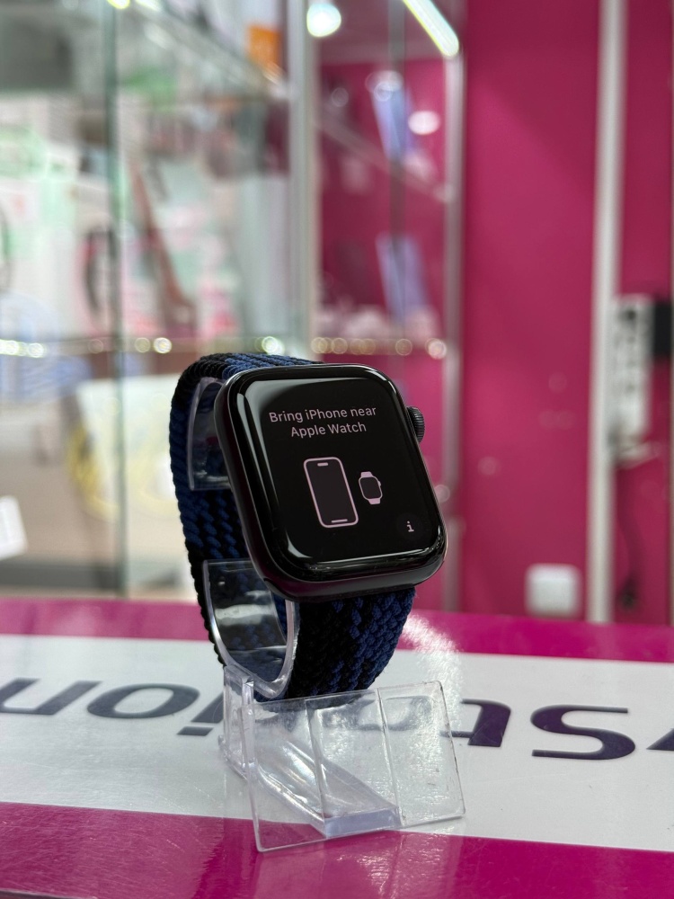 Часы Apple Watch SE 44mm