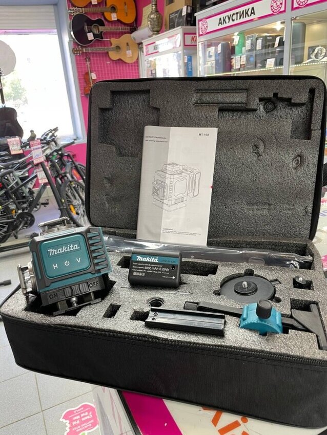 Лазерный уровень зеленый луч