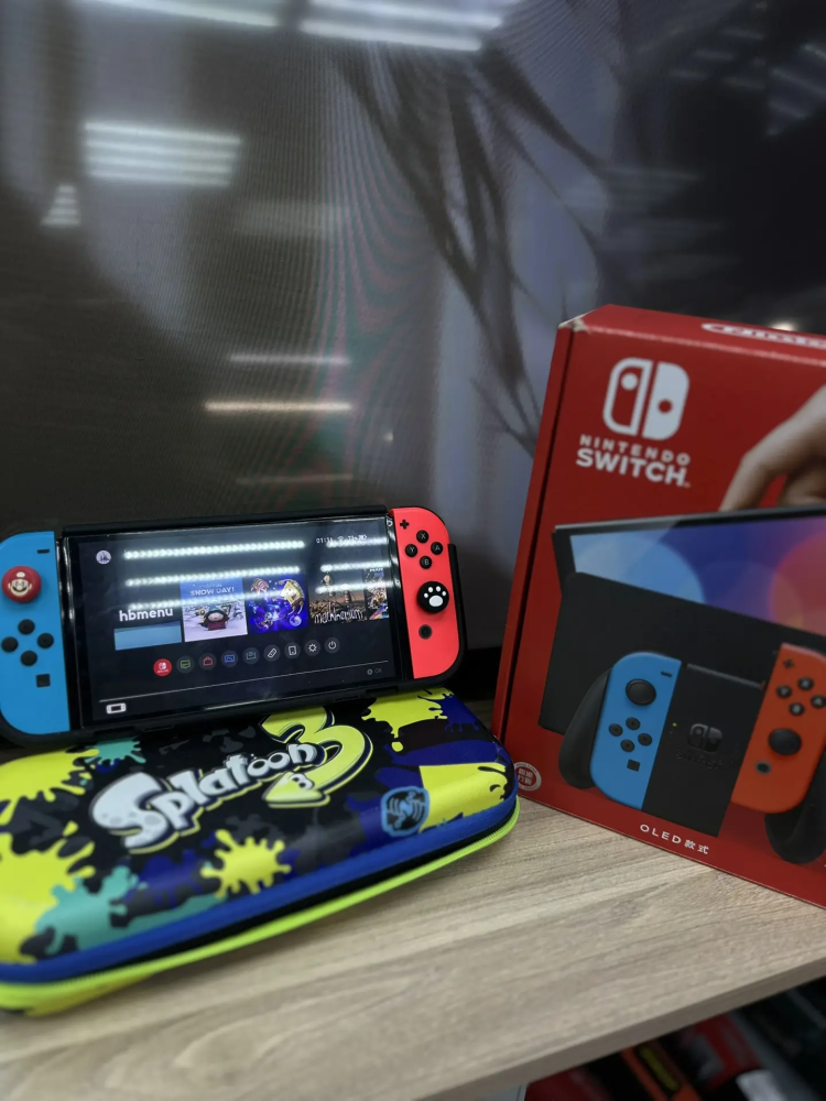 Игровая приставка Nintendo Switch oled