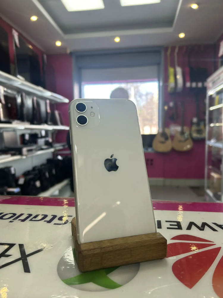 Смартфон iPhone 11 64Gb