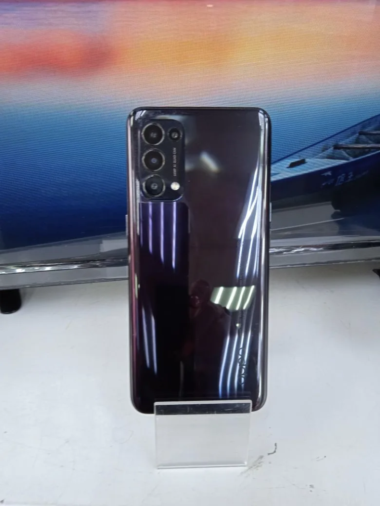 Смартфон Oppo Reno 5 8\128